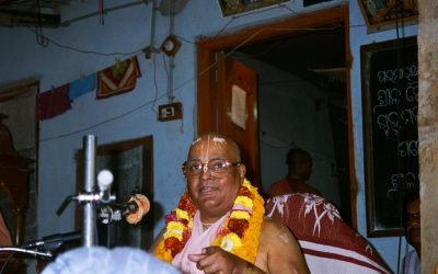 Srīla Prabhupāda said: “Then I’ll give you sannyāsa!”